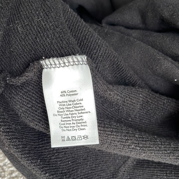 3 for $10 Eddie Bauer Black Sweater - Picture 6 of 6